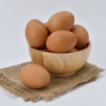卵はコレステロールを下げることができる食べ物。